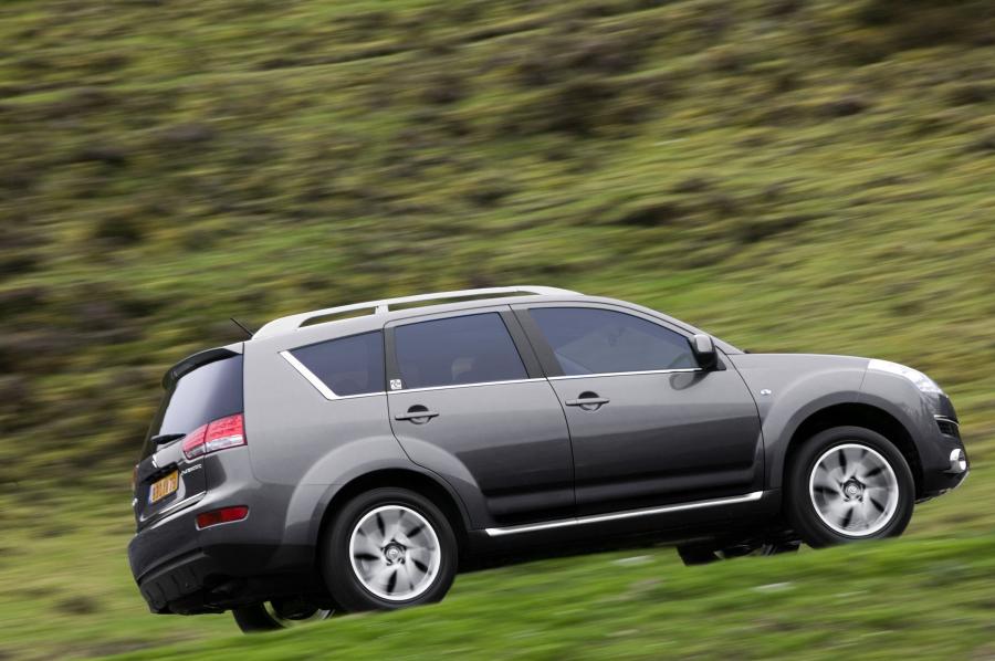  Citroen C-Crosser 2008 года  (фото 13 из 144)
